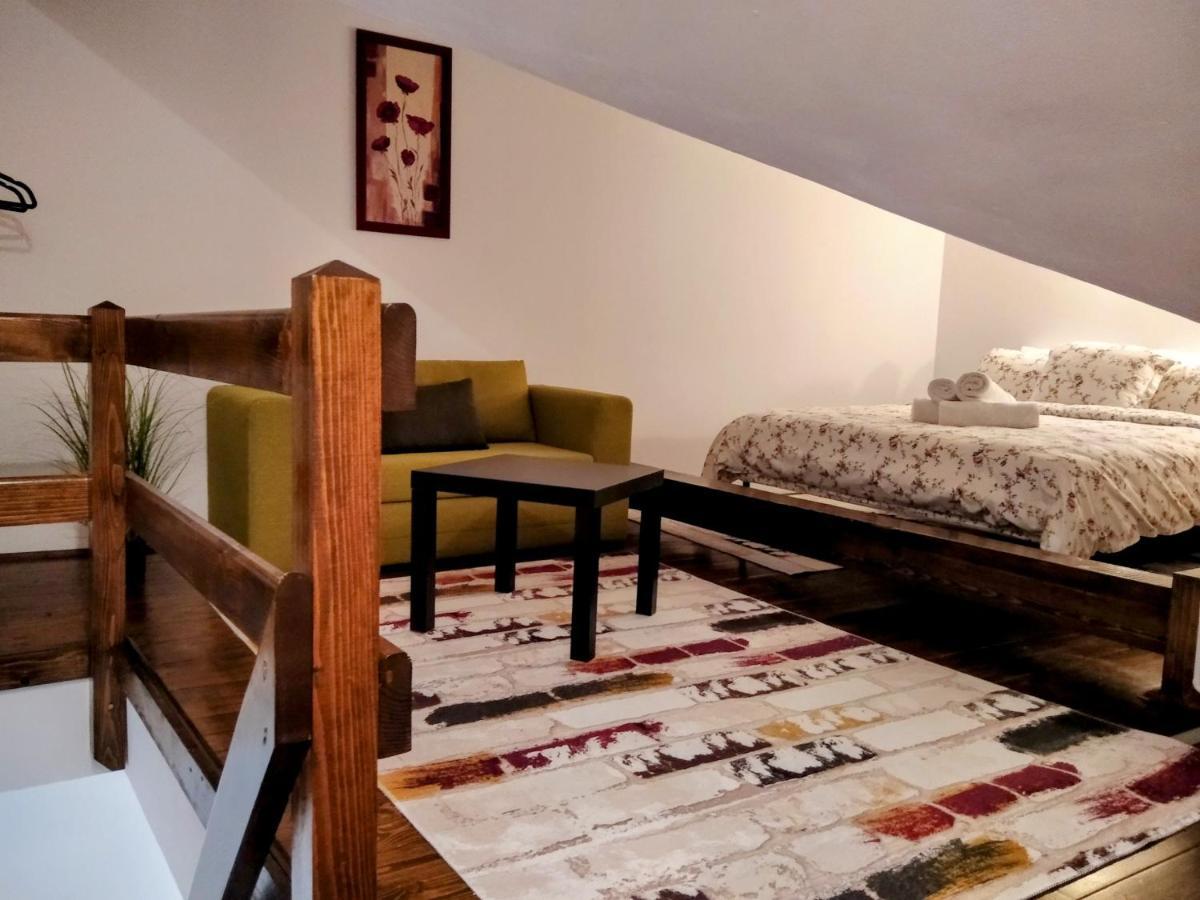 Lovely Central Apartment Брашов Екстериор снимка